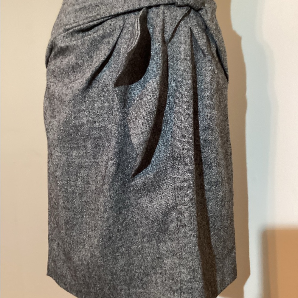 Banana Republic Gray Women's Skirt, gathered wrap look & tie,kick pleat,lined, 8 - Picture 2 of 11